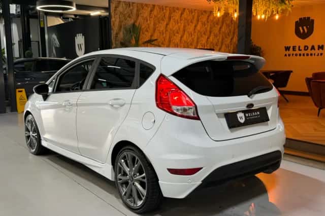 Ford Fiesta (2017) thumbnail 6