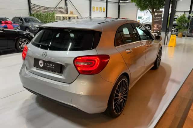Mercedes-Benz A-Klasse (2013) thumbnail 2