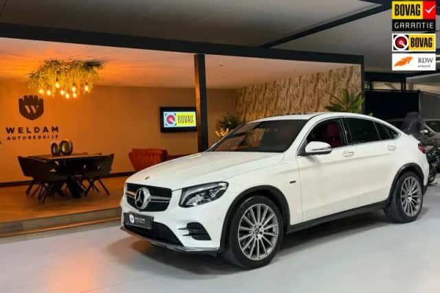 Mercedes-Benz GLC-Klasse (2017) thumbnail 1