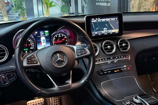 Mercedes-Benz GLC-Klasse (2017) thumbnail 4