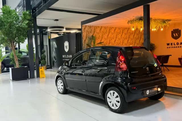 Peugeot 107 (2013) thumbnail 6