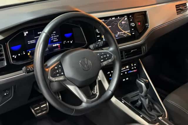 Volkswagen Polo (2023) thumbnail 3