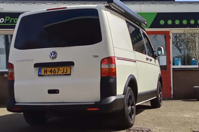 Volkswagen Transporter (2005) thumbnail 4