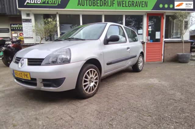 Renault Clio (2007) thumbnail 1
