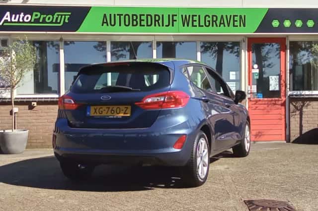 Ford Fiesta (2019) thumbnail 3