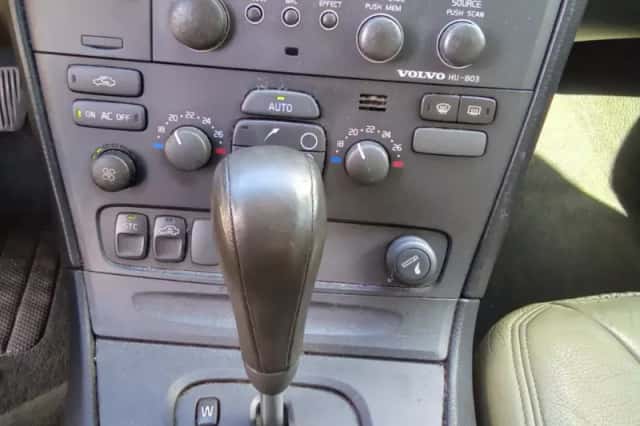 Volvo S60 (2001) thumbnail 4
