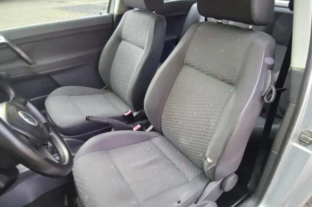 Volkswagen Polo (2003) thumbnail 5