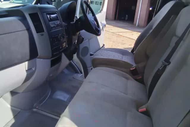 Volkswagen Crafter (2007) thumbnail 3