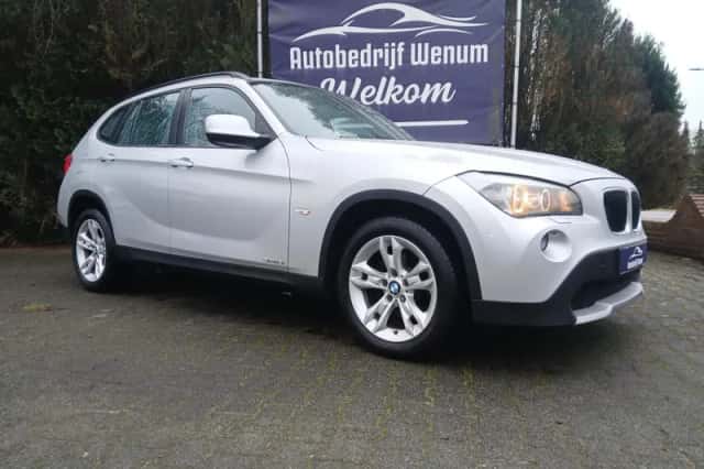 BMW X1 (2012) thumbnail 1