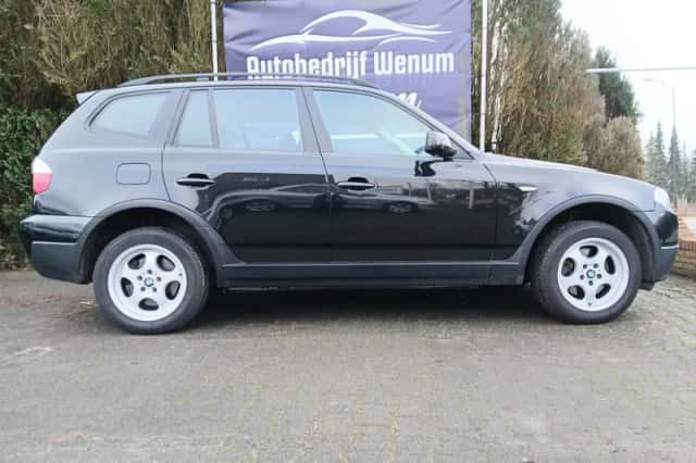 BMW X3 (2007) thumbnail 3