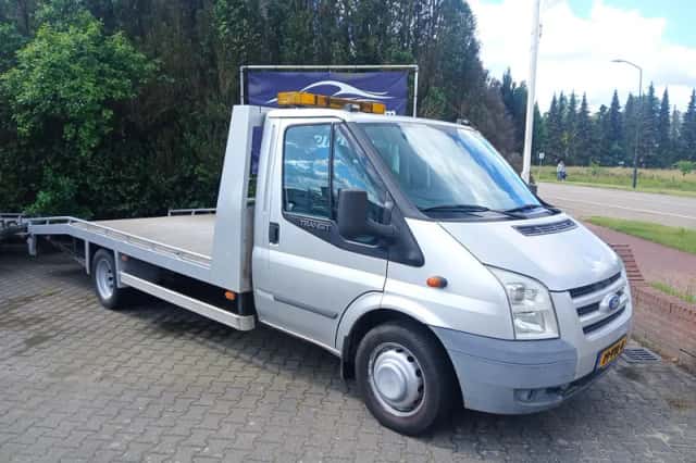 Ford Transit (2008) thumbnail 1