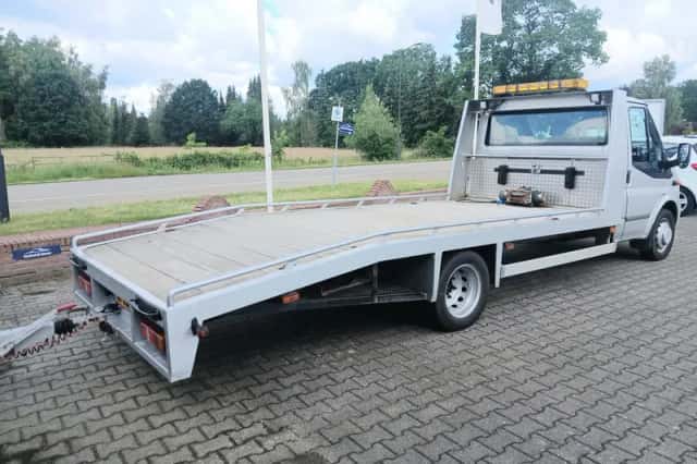 Ford Transit (2008) thumbnail 4