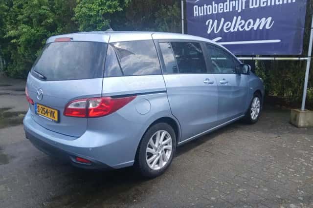 Mazda 5 (2012) thumbnail 4