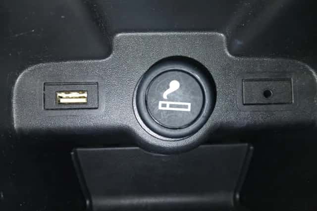 Opel Astra (2016) thumbnail 3