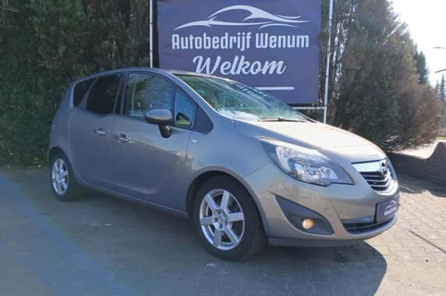 Opel Meriva (2010) thumbnail 1