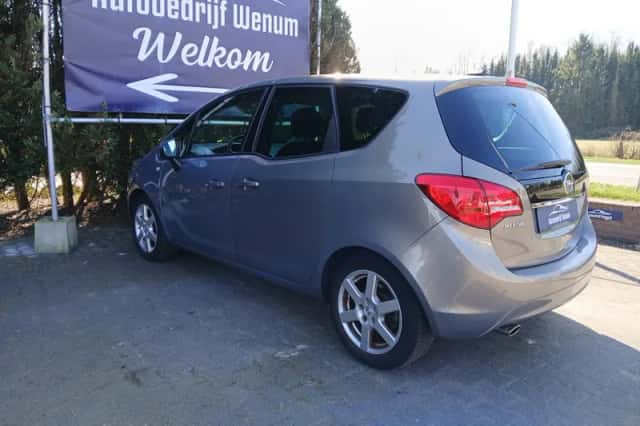 Opel Meriva (2010) thumbnail 6