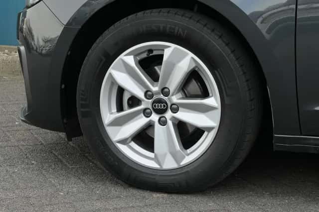 Audi A1 (2023) thumbnail 5