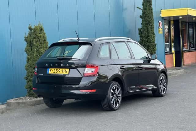 Škoda Fabia (2021) thumbnail 2