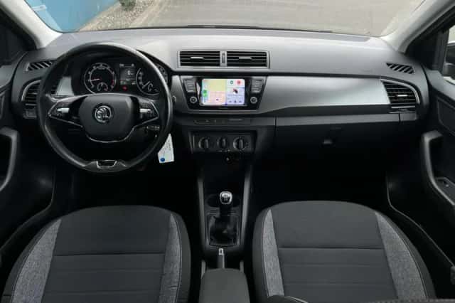 Škoda Fabia (2021) thumbnail 3