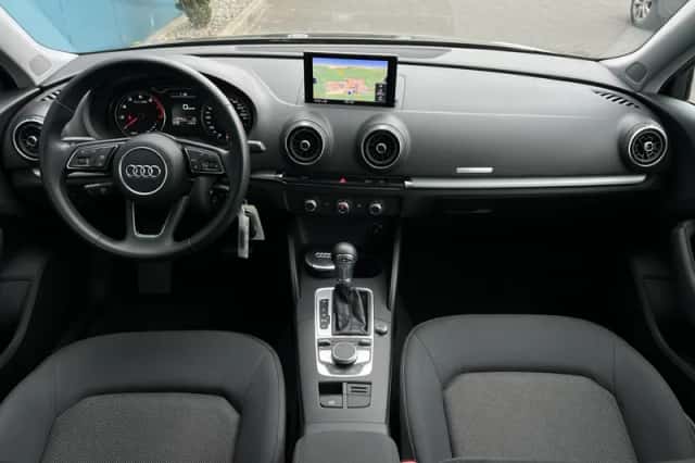 Audi A3 (2019) thumbnail 3