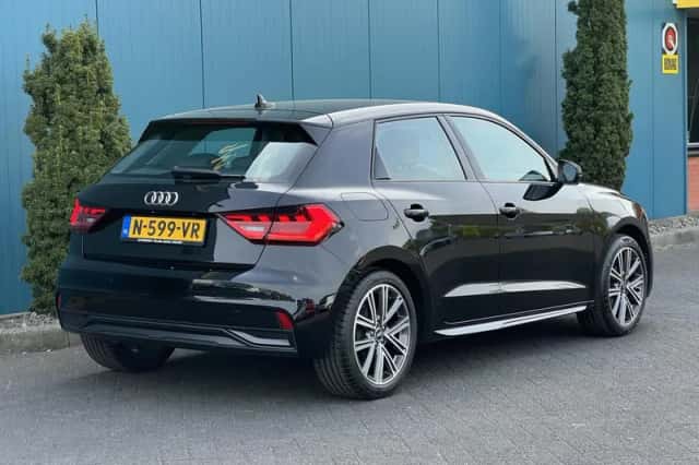 Audi A1 (2022) thumbnail 2