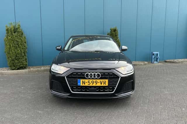Audi A1 (2022) thumbnail 4