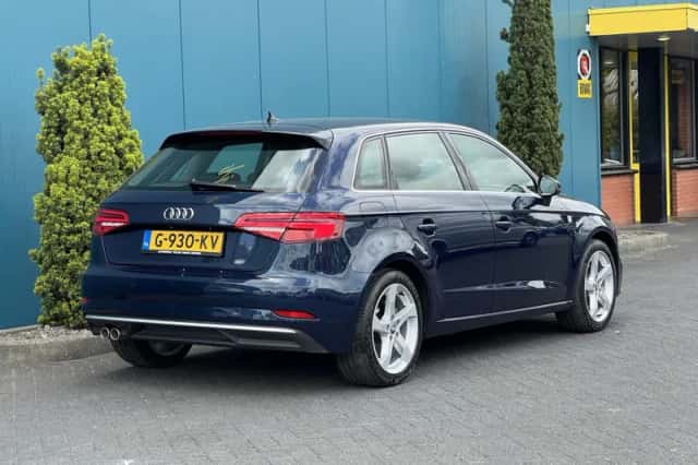 Audi A3 (2019) thumbnail 2