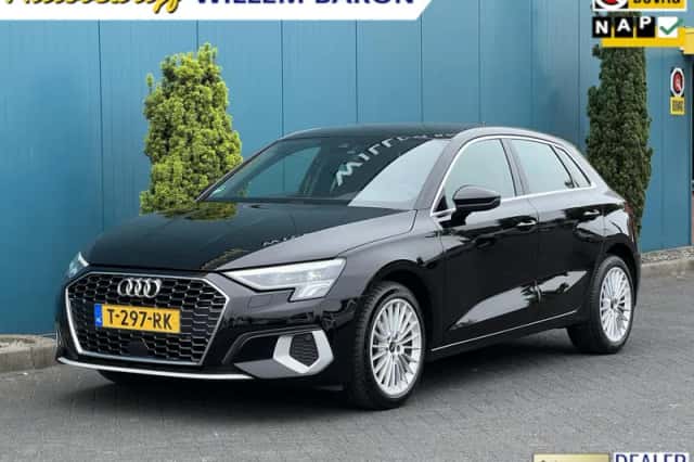 Audi A3 (2023) thumbnail 1