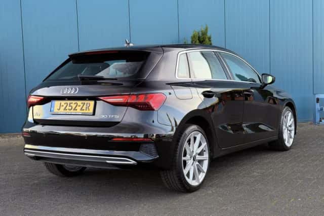 Audi A3 (2020) thumbnail 2
