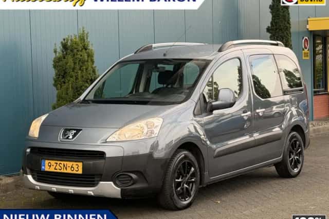 Peugeot Partner (2012) thumbnail 1