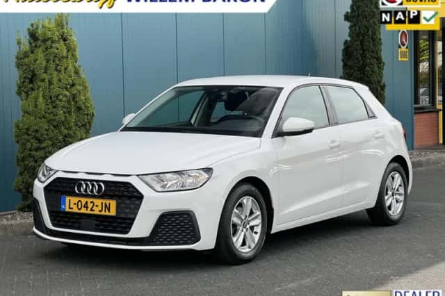 Audi A1 (2021) thumbnail 1