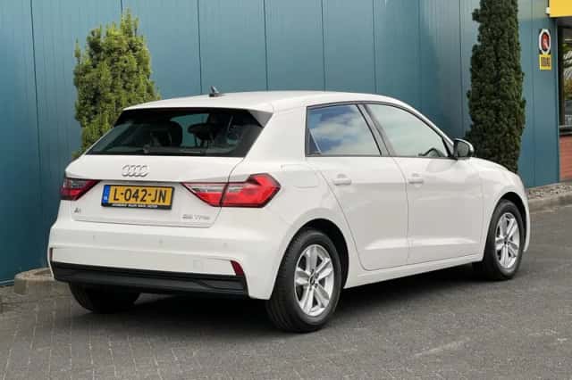 Audi A1 (2021) thumbnail 2