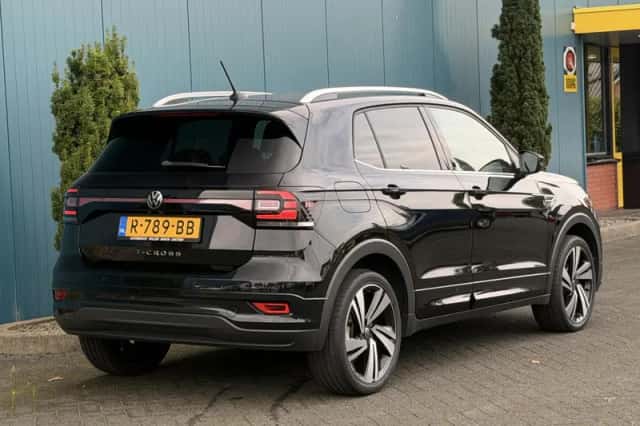 Volkswagen T-Cross (2022) thumbnail 2