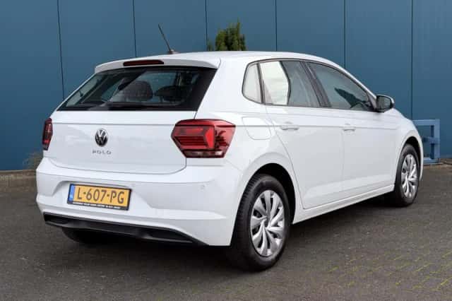 Volkswagen Polo (2021) thumbnail 2