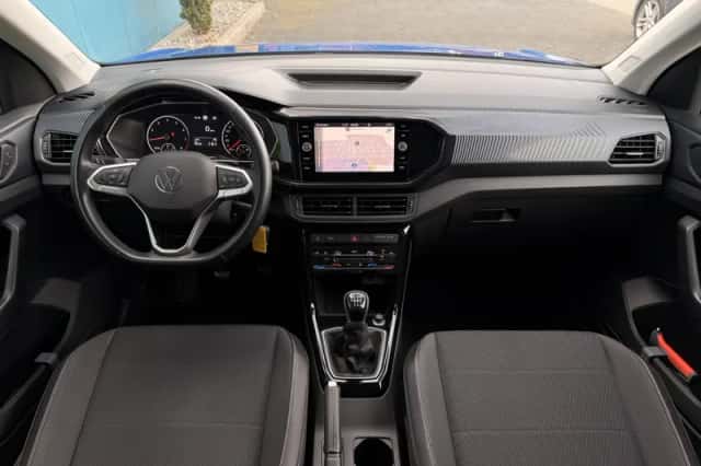 Volkswagen T-Cross (2021) thumbnail 3