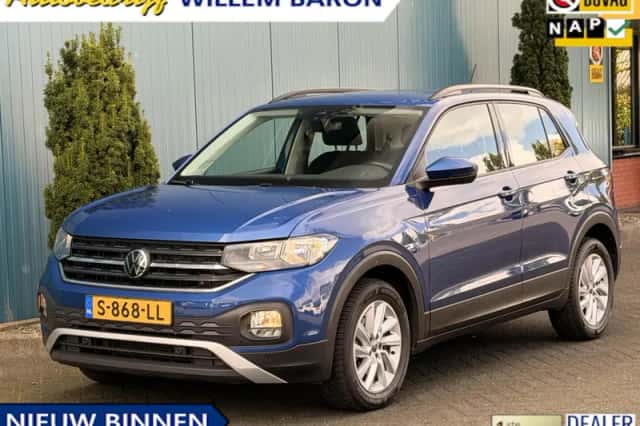 Volkswagen T-Cross (2023) thumbnail 1