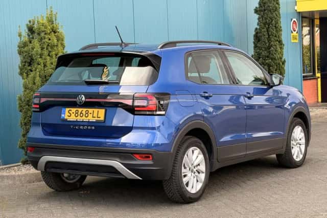 Volkswagen T-Cross (2023) thumbnail 2