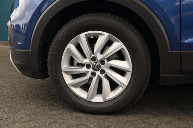 Volkswagen T-Cross (2023) thumbnail 5