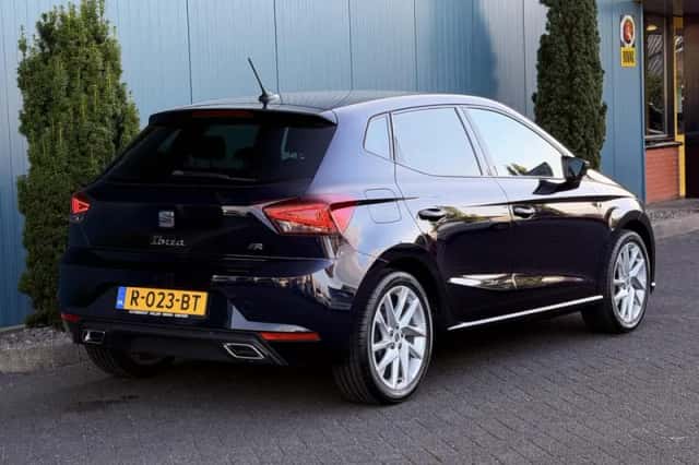 SEAT Ibiza (2022) thumbnail 2
