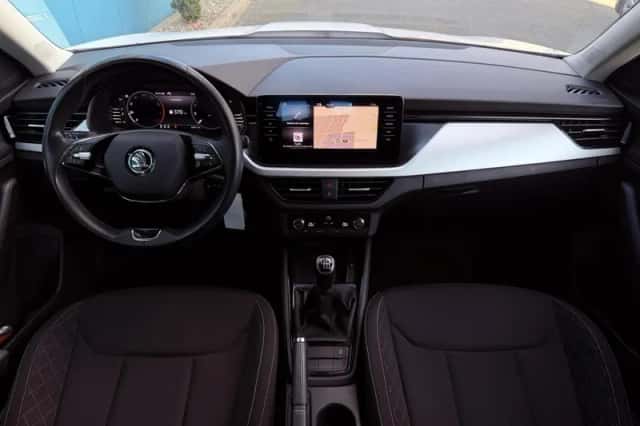Škoda Kamiq (2022) thumbnail 4