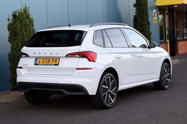 Škoda Kamiq (2021) thumbnail 2