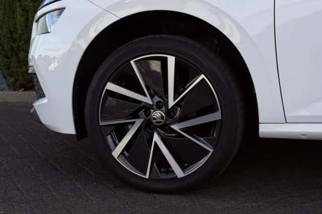 Škoda Kamiq (2021) thumbnail 6