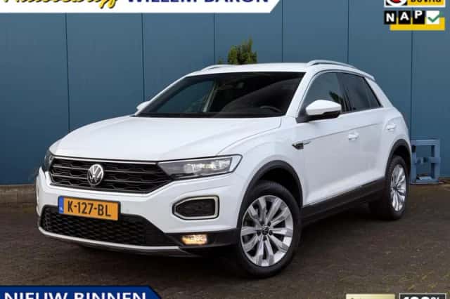 Volkswagen T-Roc (2020) thumbnail 1