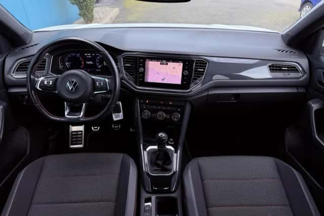 Volkswagen T-Roc (2020) thumbnail 3
