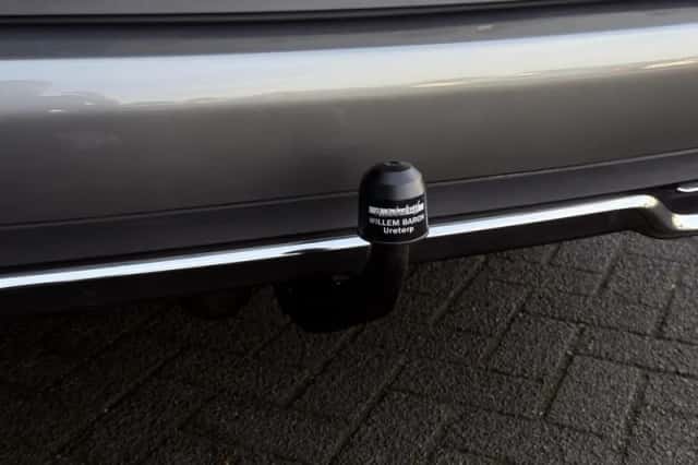 Mercedes-Benz C-Klasse (2015) thumbnail 4