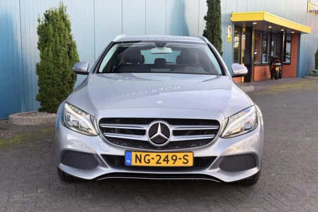 Mercedes-Benz C-Klasse (2015) thumbnail 5