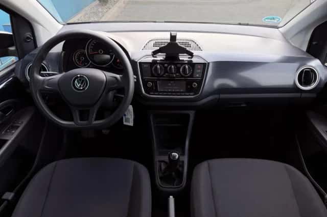 Volkswagen Up! (2022) thumbnail 3