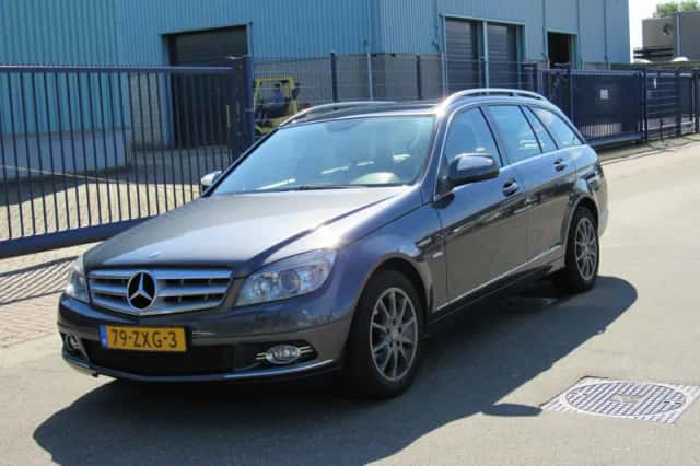 Mercedes-Benz C-Klasse (2008) thumbnail 1