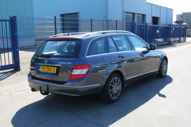 Mercedes-Benz C-Klasse (2008) thumbnail 4