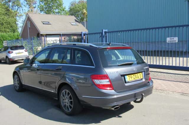 Mercedes-Benz C-Klasse (2008) thumbnail 6